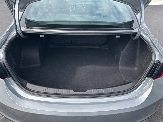 Used 2024 Chevrolet Malibu LT FWD image 18