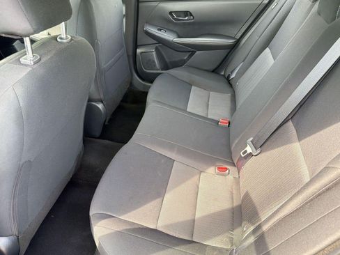 Used 2025 Nissan Sentra SV FWD image 22