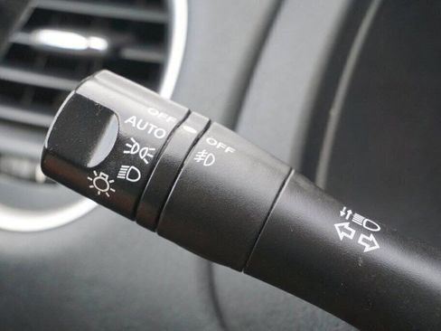 Used 2020 Nissan Pathfinder Platinum image 26