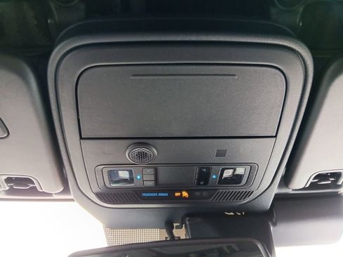 Used 2025 Ford Bronco Outer Banks AWD/4WD image 26