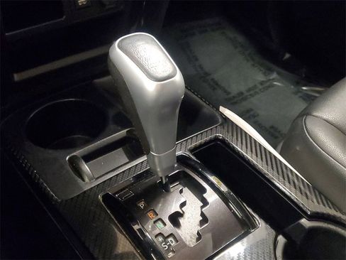 Used 2022 Toyota 4Runner TRD Off-Road Premium image 29