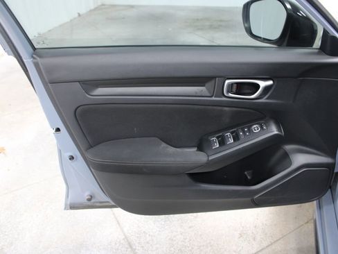 Used 2023 Honda Civic Sport image 17