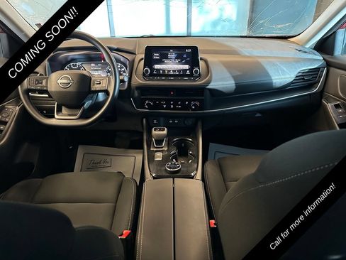 Used 2026 Nissan Rogue S AWD/4WD image 9