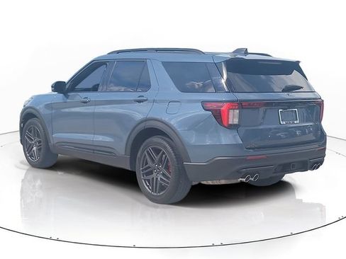 Used 2025 Ford Explorer ST w/ Sun And Sound Package RWD image 5