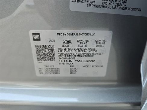 New 2025 GMC Sierra 2500 SLT w/ SLT Premium Package image 30