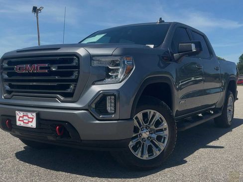 Used 2019 GMC Sierra 1500 AT4 w/ AT4 Preferred Package AWD/4WD image 2