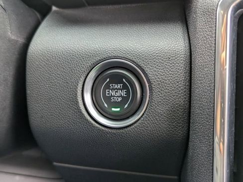 Used 2024 GMC Acadia Elevation image 16