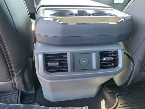 New 2026 Ford F150 XLT w/ XLT Chrome Appearance Package AWD/4WD image 18