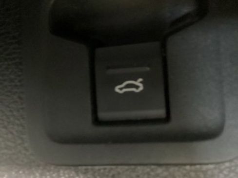 Certified 2022 Audi Q3 2.0T Premium Plus w/ Premium Plus Package image 18