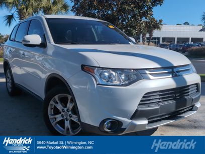 Used 2015 Mitsubishi Outlander SE