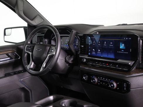 Used 2023 Chevrolet Silverado 1500 LT Trail Boss w/ Protection Package AWD/4WD image 23