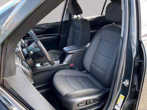 Used 2020 Chevrolet Equinox LT FWD image 8