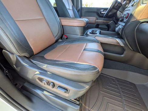 Used 2022 Chevrolet Silverado 3500 High Country w/ LPO, Hitch Package image 35