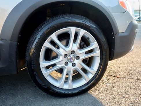 Used 2016 Volvo XC70 T5 Platinum image 28