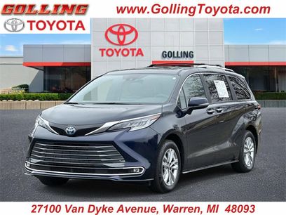 Used 2025 Toyota Sienna Limited