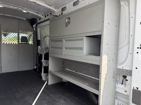 Used 2023 Ford Transit 250 Medium Roof AWD image 21