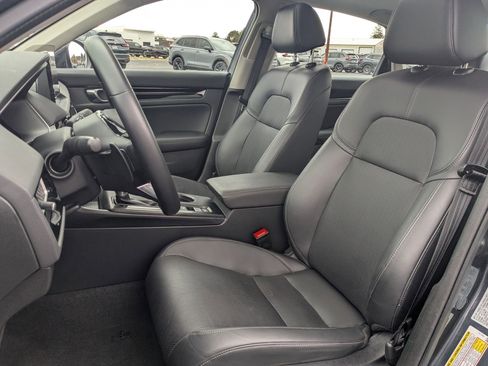 Used 2023 Honda Civic Touring image 29