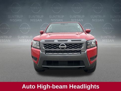 Used 2025 Nissan Frontier SV image 10