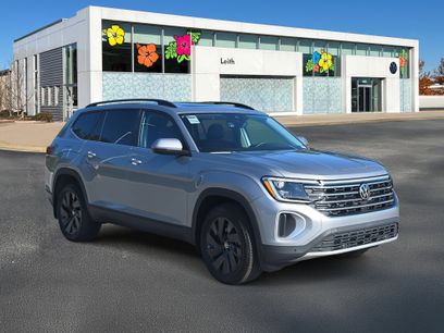 New 2026 Volkswagen Atlas SE