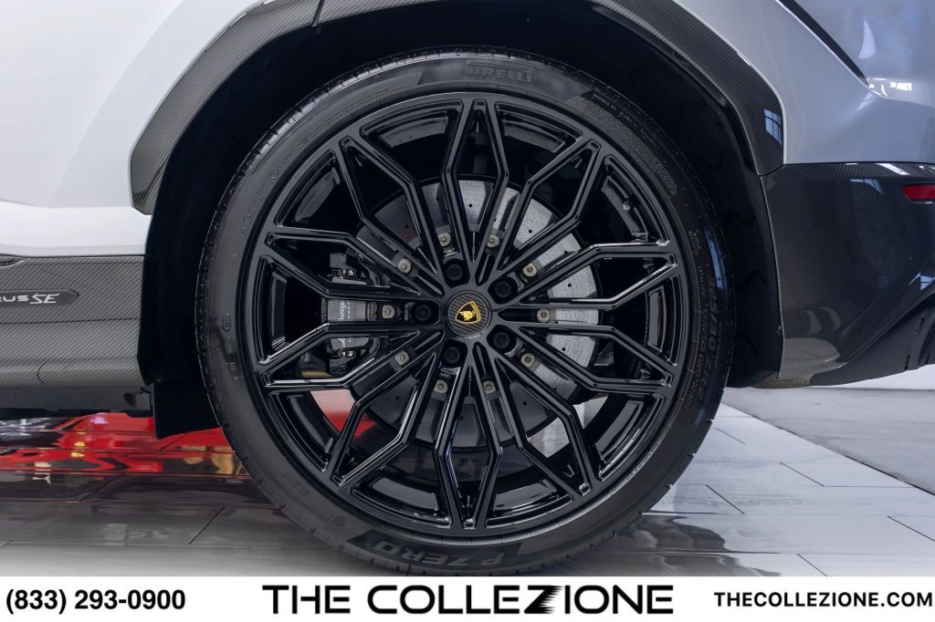 Used 2026 Lamborghini Urus SE AWD/4WD image 22