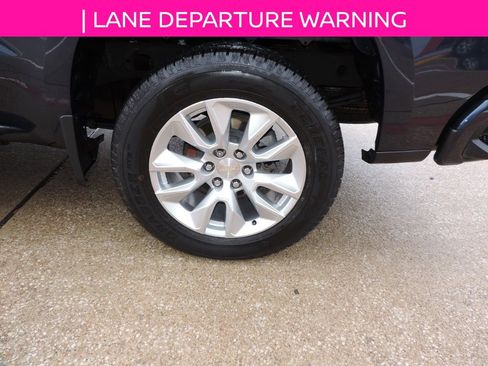 Used 2022 Chevrolet Silverado 1500 Custom image 16