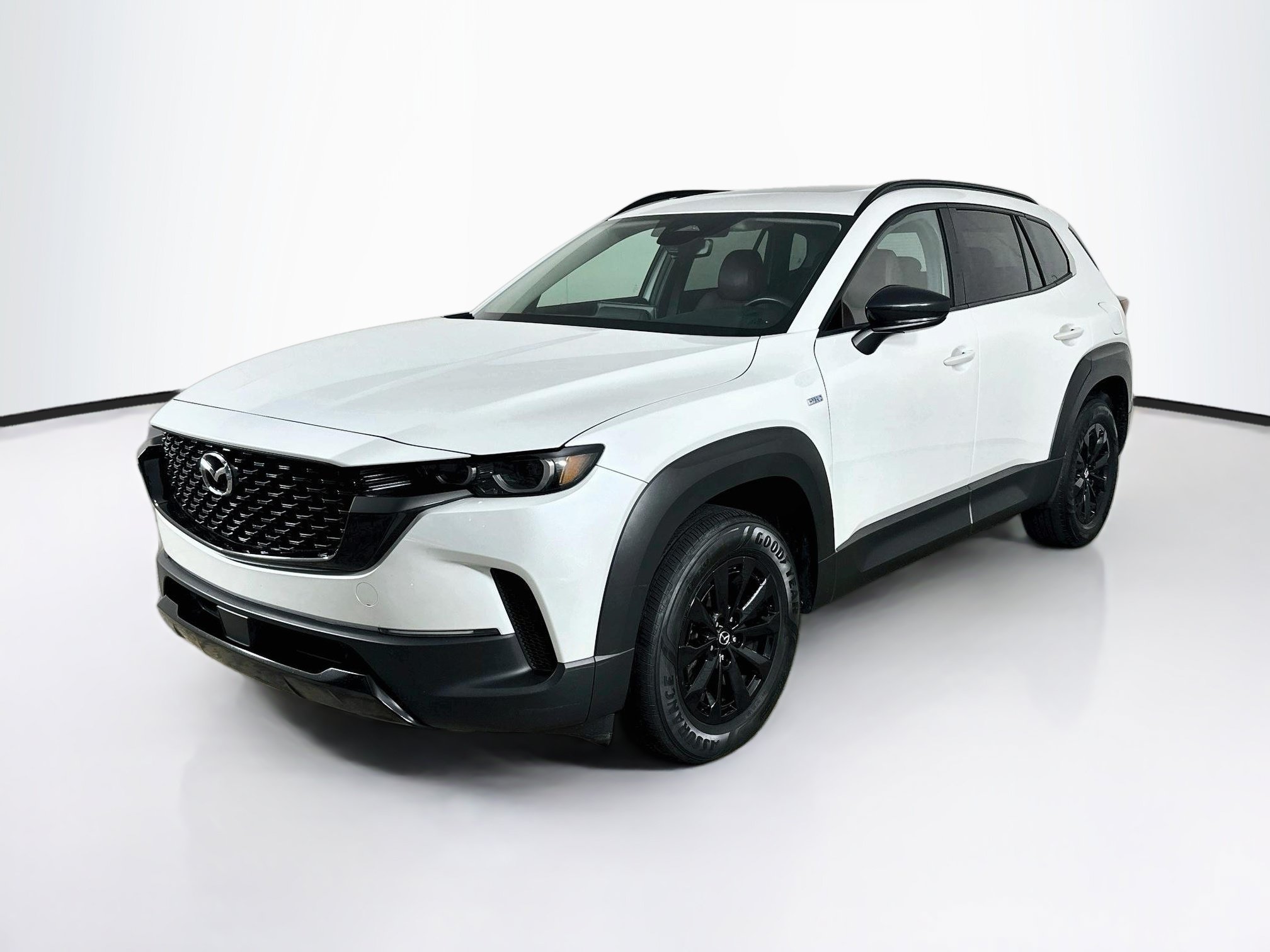 Used 2025 MAZDA CX-50 AWD 2.5 Hybrid w/ Premium Pkg image 3