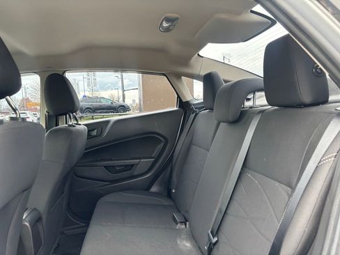 Used 2018 Ford Fiesta SE image 8