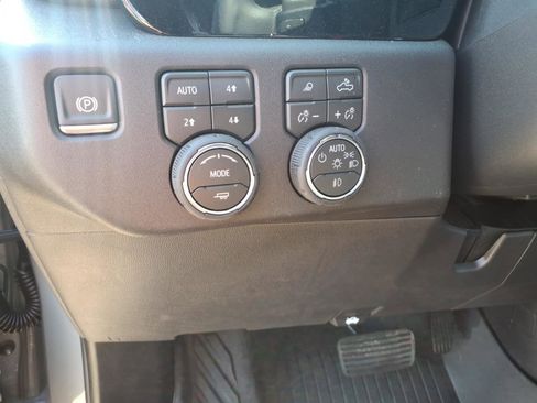 New 2026 Chevrolet Silverado 1500 LT Trail Boss w/ LT Trail Boss Premium Package AWD/4WD image 16