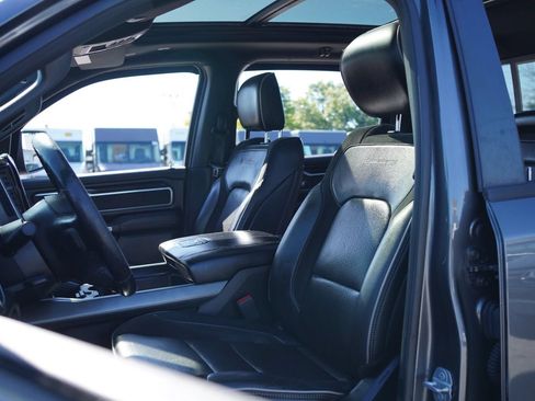 Used 2020 RAM 1500 Laramie w/ Sport Appearance Package AWD/4WD image 15