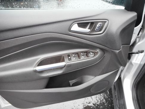 Used 2016 Ford C-MAX SE image 15