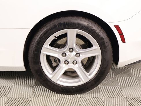 Used 2023 Chevrolet Camaro LT RWD image 16