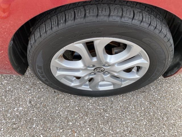Used 2016 Scion iA FWD image 30