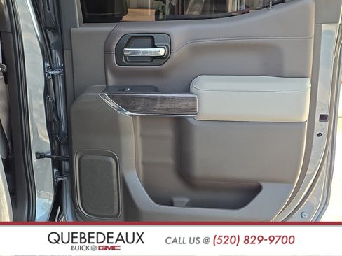 Used 2019 Chevrolet Silverado 1500 LTZ w/ LTZ Convenience Package AWD/4WD image 22
