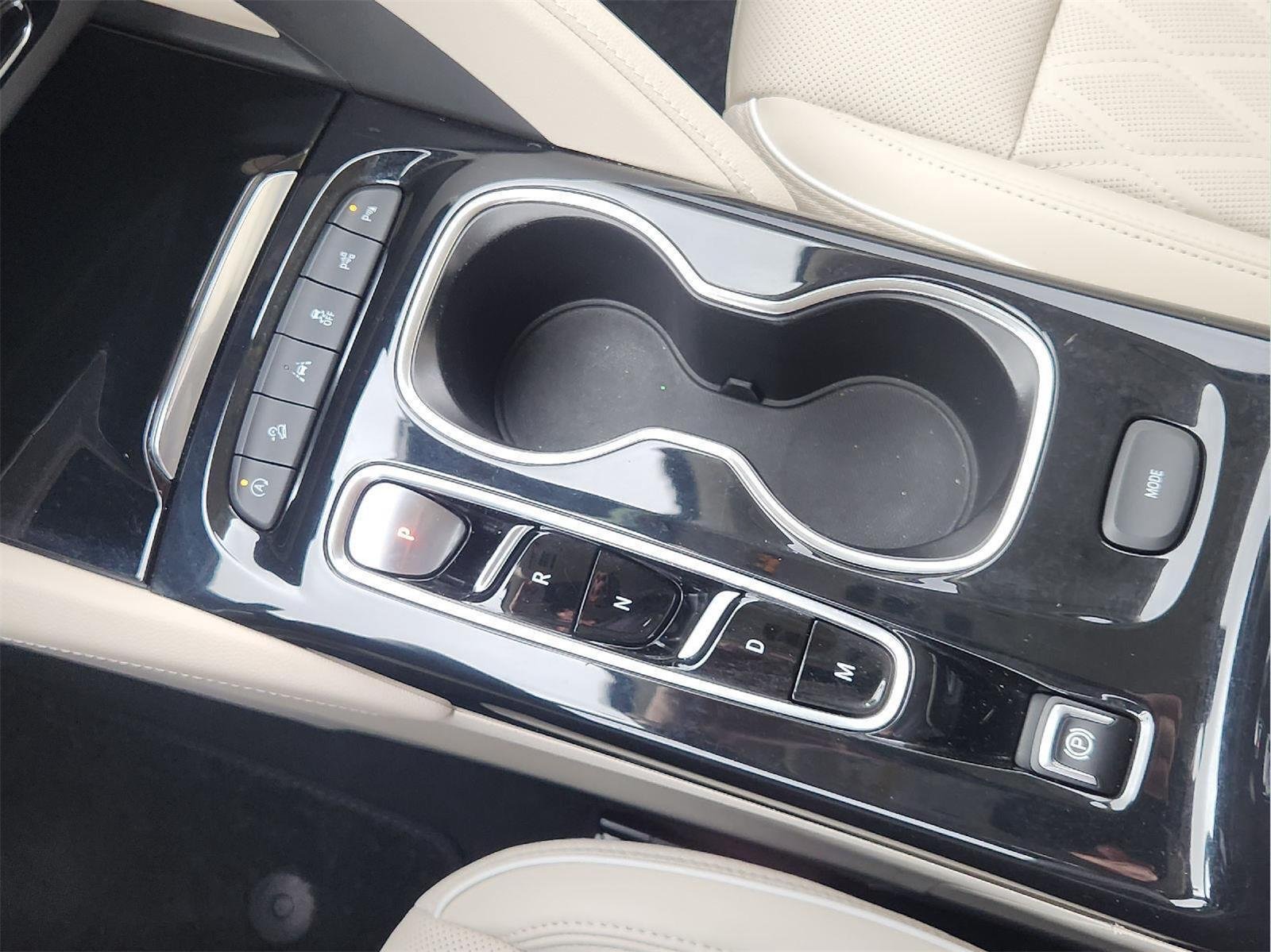 Used 2023 Buick Envision Avenir AWD/4WD image 20