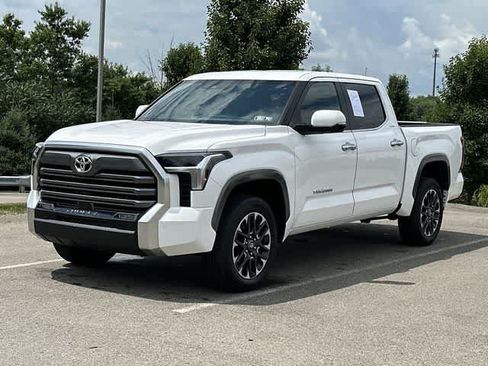 Used 2025 Toyota Tundra Limited AWD/4WD image 1