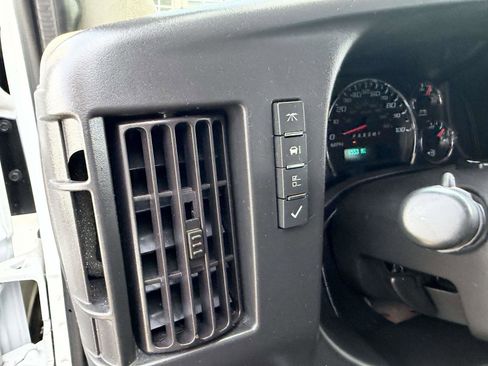 Certified 2024 Chevrolet Express 2500 w/ Driver Convenience Package RWD image 21
