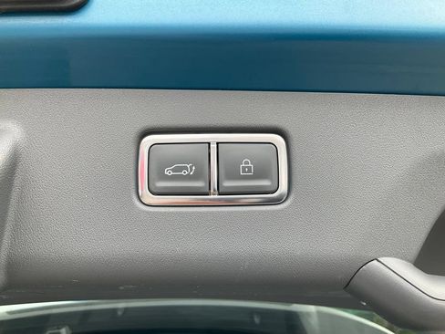 Used 2024 Kia EV9 Land AWD/4WD image 12