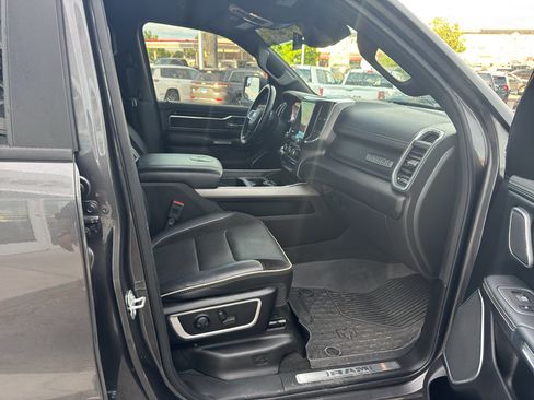 Used 2022 RAM 1500 Laramie AWD/4WD image 10