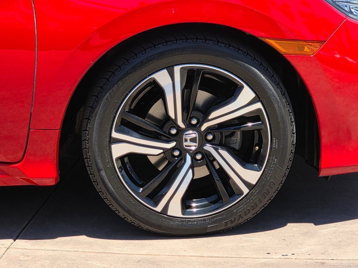 Used 2018 Honda Civic Touring image 13