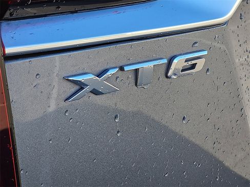 Used 2021 Cadillac XT6 Luxury image 13