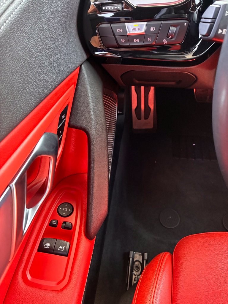 Used 2020 BMW Z4 M40i w/ Executive Package RWD image 26