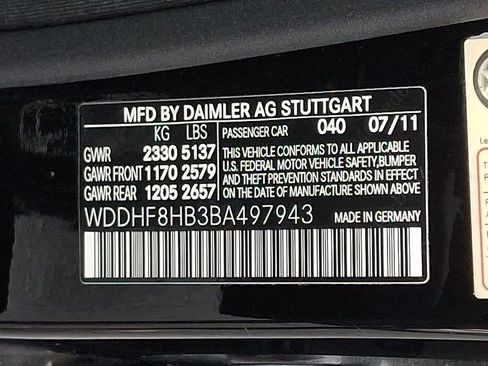 Used 2011 Mercedes-Benz E 350 4MATIC Sedan image 28