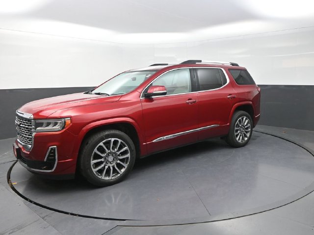 Used 2021 GMC Acadia Denali w/ Denali Ultimate Package AWD/4WD image 3