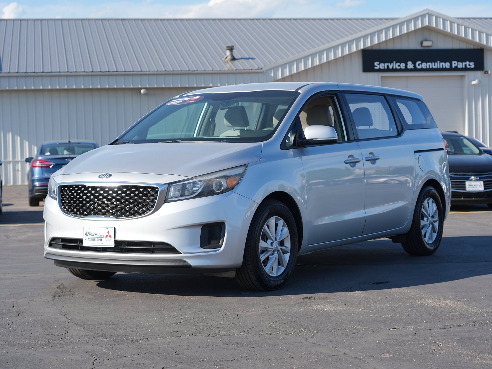 Used 2018 Kia Sedona L FWD image 8