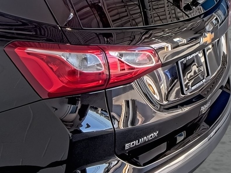 Used 2019 Chevrolet Equinox LT FWD image 10