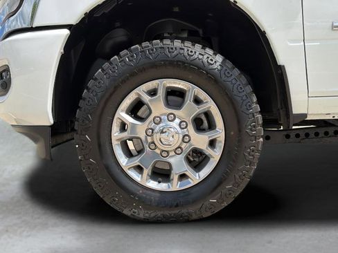 Used 2024 RAM 2500 Laramie AWD/4WD image 27