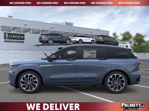 New 2026 Lincoln Nautilus Reserve image 3