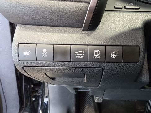 Used 2024 Toyota Camry SE FWD image 17