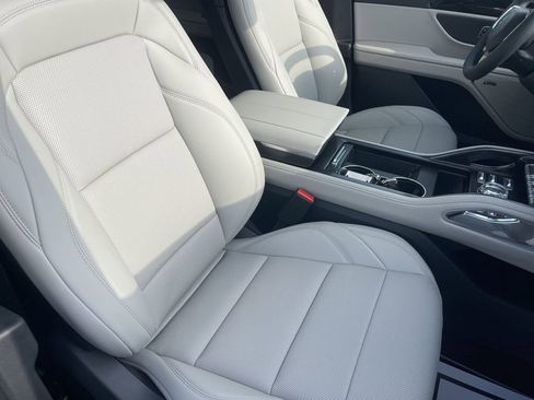 New 2026 Lincoln Nautilus Premier w/ Equipment Group 102A image 31