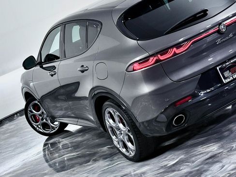 Used 2024 Alfa Romeo Tonale Veloce AWD/4WD image 13